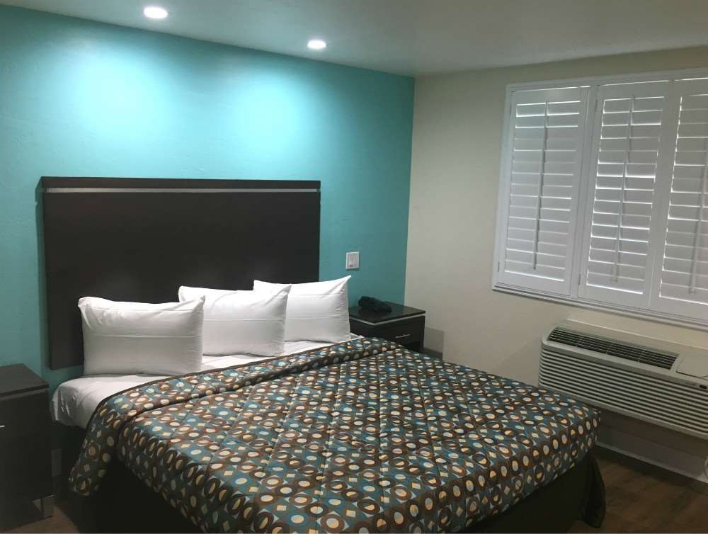 Vagabond Inn Executive - Bakersfield Downtowner Oda fotoğraf